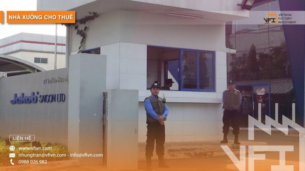 Nhà xưởng có bảo vệ 24/24 đảm bảo an ninh an toàn cho doanh nghiệp sản xuất tại Việt Nam